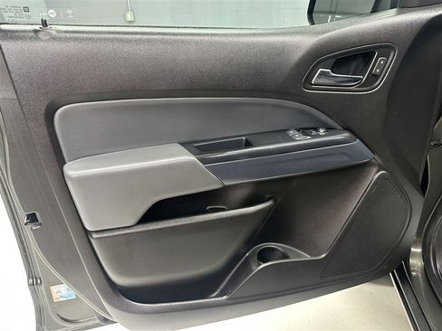 Used 2018 Chevrolet Colorado Z71 AWD/4WD image 20