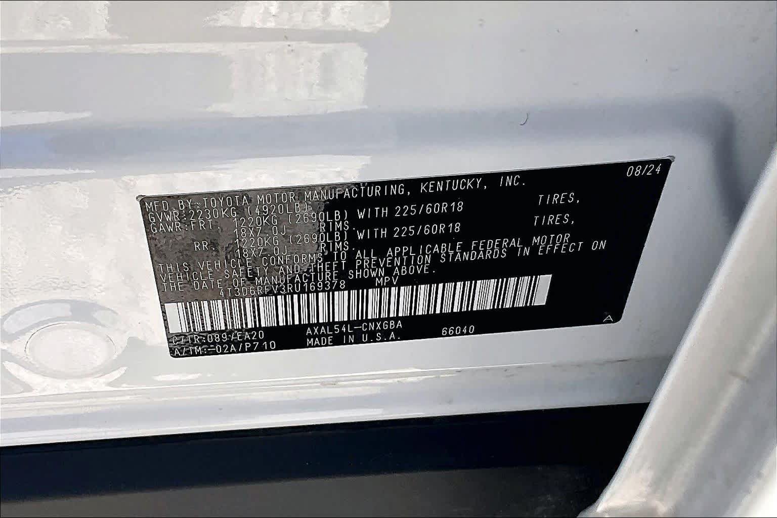 Used 2024 Toyota RAV4 Limited AWD/4WD image 33