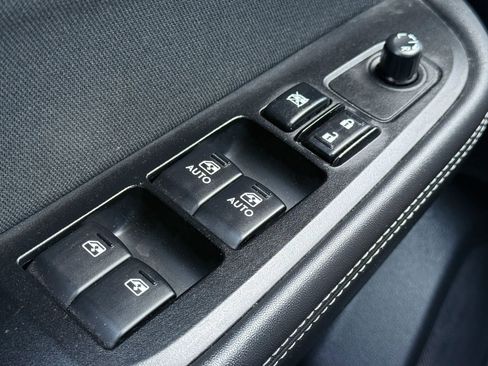 Used 2016 Subaru Outback 2.5i Premium image 23