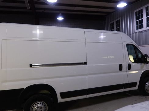 Used 2023 RAM ProMaster 2500 FWD image 5