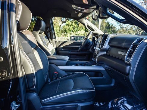 Used 2025 RAM 2500 Laramie image 14