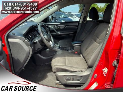 Used 2017 Nissan Rogue SV FWD image 13