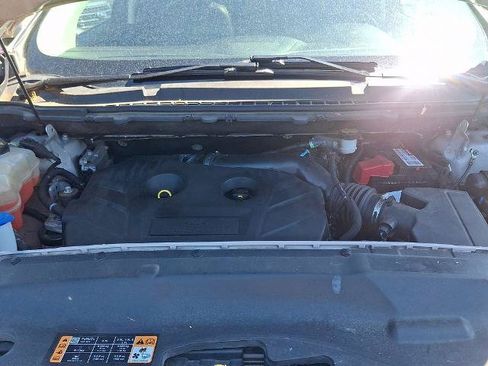 Certified 2017 Ford Edge Titanium w/ Equipment Group 301A FWD image 28