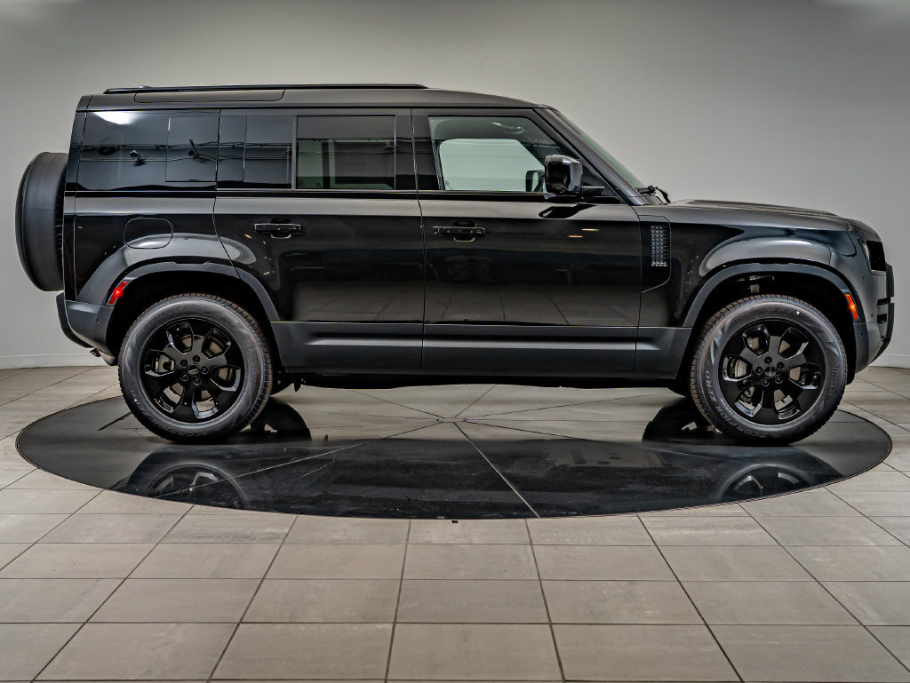 New 2026 Land Rover Defender 110 S AWD/4WD image 11
