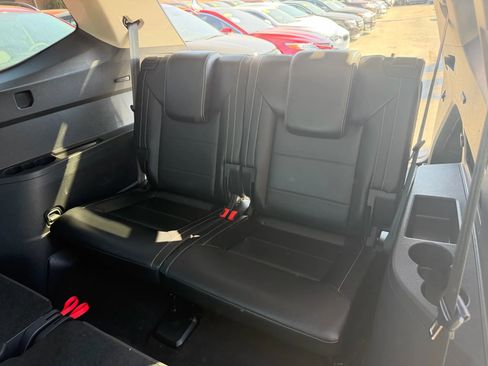 Used 2021 Volkswagen Atlas SE FWD image 12