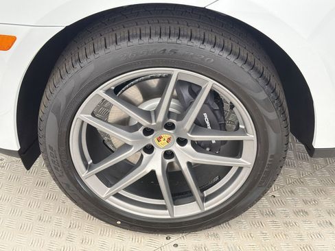 New 2026 Porsche Macan AWD/4WD image 11