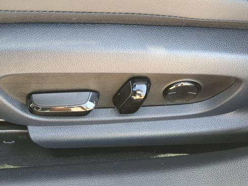 Used 2023 Lexus ES 350 w/ Premium Package image 20