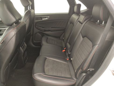 Used 2020 Ford Edge ST-Line AWD/4WD image 18