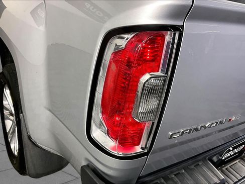 Used 2019 GMC Canyon SLT w/ Driver Alert Package RWD image 28