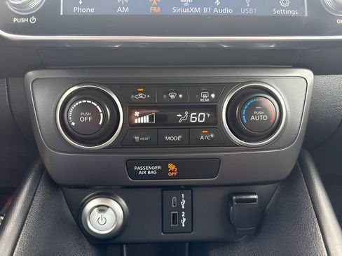 Used 2023 Nissan Leaf S FWD image 11