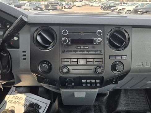 Used 2012 Ford F550 4x4 Regular Cab Super Duty w/ PWR Equipment Group image 21