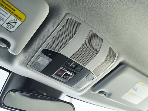 New 2026 Mitsubishi Eclipse Cross LE image 50