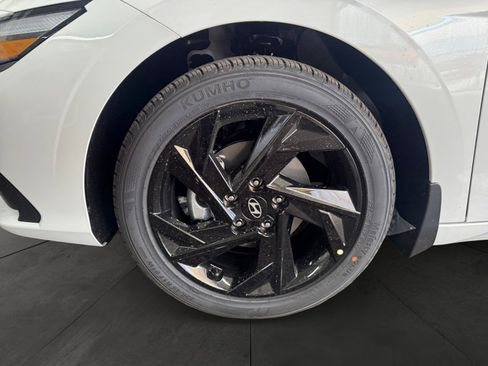 New 2026 Hyundai Elantra SEL Sport Premium image 14