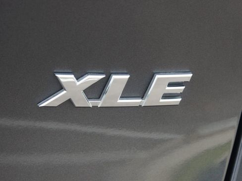 Used 2023 Toyota RAV4 XLE w/ Convenience Package FWD image 19