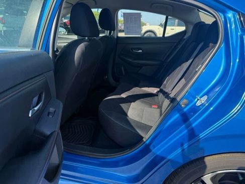Used 2022 Nissan Sentra SR w/ Lighting Package FWD image 15