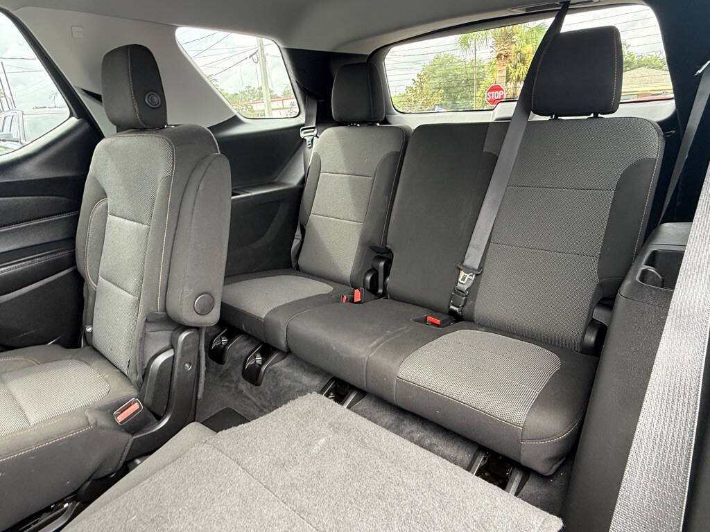 Used 2018 Chevrolet Traverse LT FWD image 26