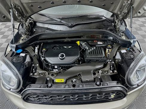 Used 2019 MINI Cooper Countryman SE w/ Signature Upholstery Package image 30
