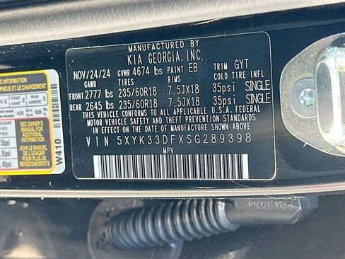 Certified 2025 Kia Sportage EX w/ Premium Package FWD image 32