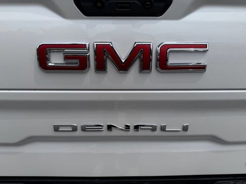 Used 2023 GMC Sierra 1500 Denali AWD/4WD image 12