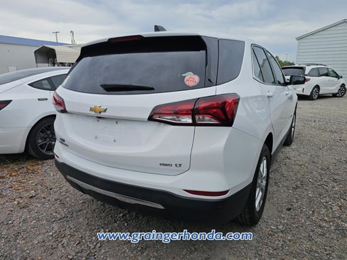 Used 2024 Chevrolet Equinox LT AWD/4WD image 7