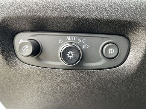 Used 2019 Chevrolet Traverse LT w/ LPO, Blackout Package image 34