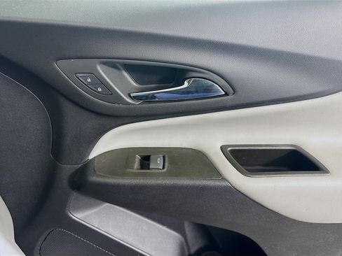 Used 2023 Chevrolet Equinox LT FWD image 31