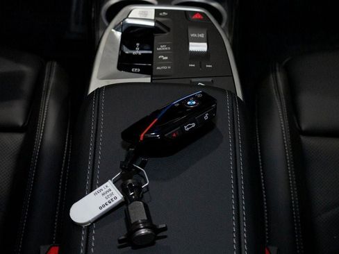 Used 2025 BMW X1 M35i w/ Premium Package image 42