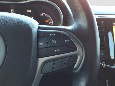 Used 2021 Jeep Grand Cherokee Laredo X AWD/4WD image 21