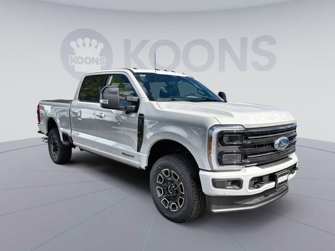 New 2026 Ford F250 Platinum AWD/4WD image 10