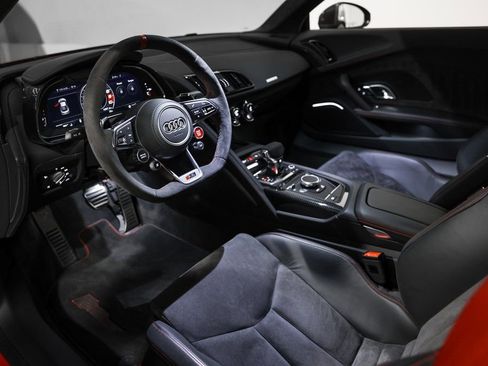 Used 2023 Audi R8 V10 GT image 27