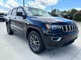 Used 2018 Jeep Grand Cherokee Laredo image 5