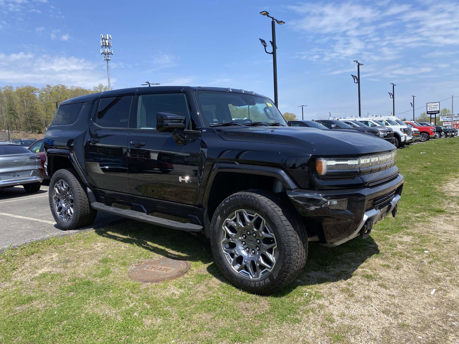 Used 2025 GMC Hummer EV 3X AWD/4WD image 4