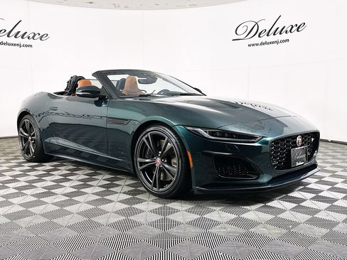 Used 2023 Jaguar F-TYPE R image 2