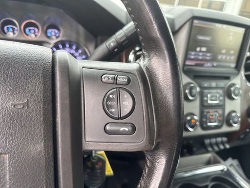 Used 2013 Ford F250 Lariat w/ Chrome Pkg image 24