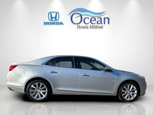 Used 2013 Chevrolet Malibu LTZ image 6