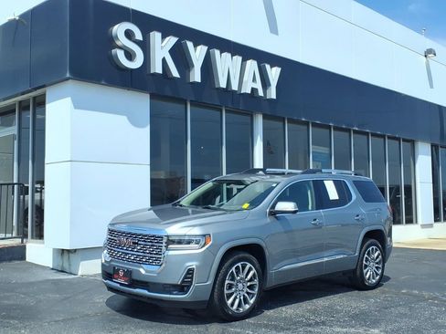 Used 2023 GMC Acadia Denali w/ Denali Technology Package FWD image 1