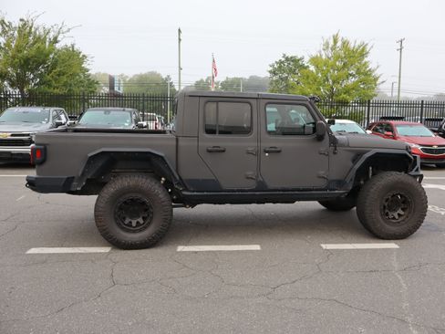 Used 2022 Jeep Gladiator Sport AWD/4WD image 22