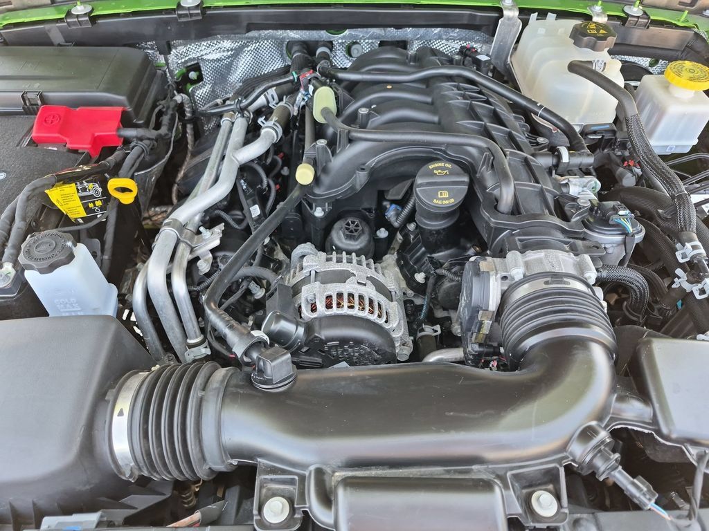 Used 2025 Jeep Gladiator Sport AWD/4WD image 22