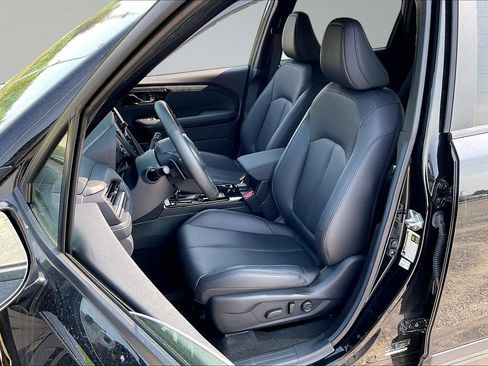 Certified 2026 Subaru Forester Limited AWD/4WD image 26