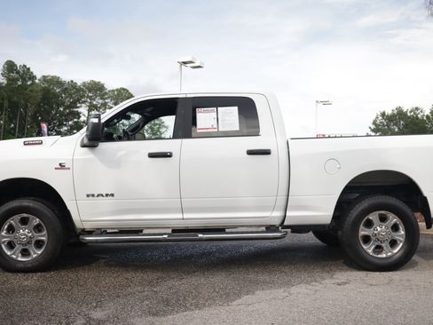 Used 2024 RAM 2500 Big Horn AWD/4WD image 2