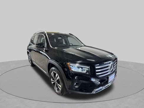 Used 2025 Mercedes-Benz GLB 250 image 10