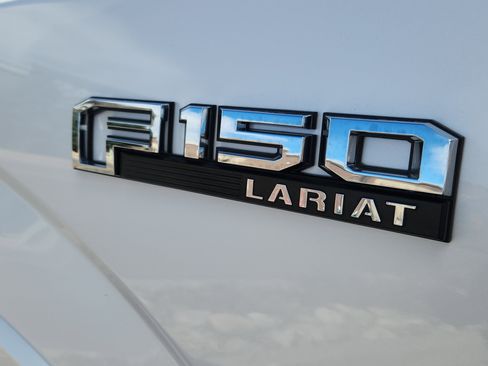 Used 2018 Ford F150 Lariat w/ Equipment Group 502A Luxury image 7