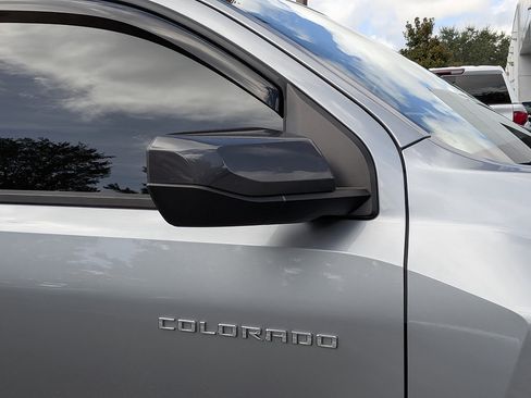 Used 2023 Chevrolet Colorado LT w/ LT Convenience Package RWD image 11