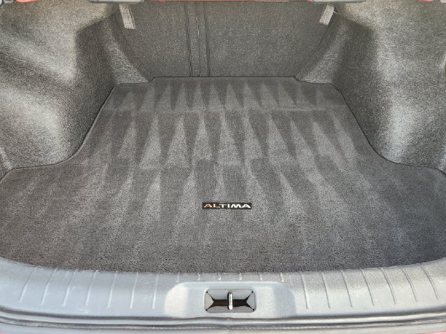 Used 2025 Nissan Altima 2.5 SV FWD image 27