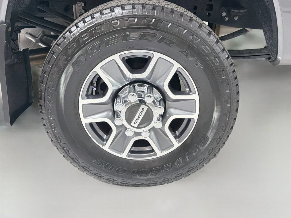 Used 2025 Ford F250 XLT w/ FX4 Off-Road Package AWD/4WD image 31