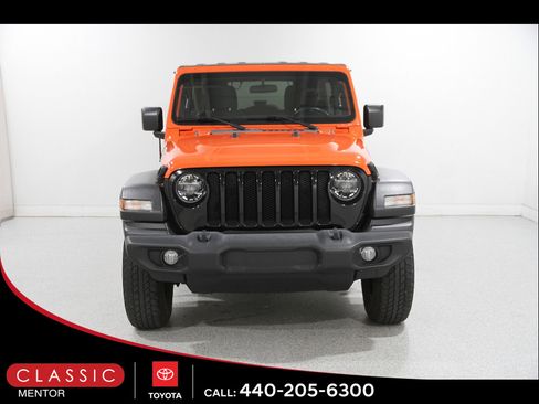 Used 2020 Jeep Wrangler Unlimited Sport AWD/4WD image 2