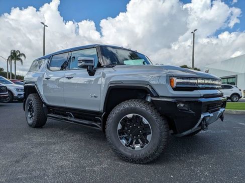 New 2025 GMC Hummer EV 2X w/ Extreme Off-Road Package image 2
