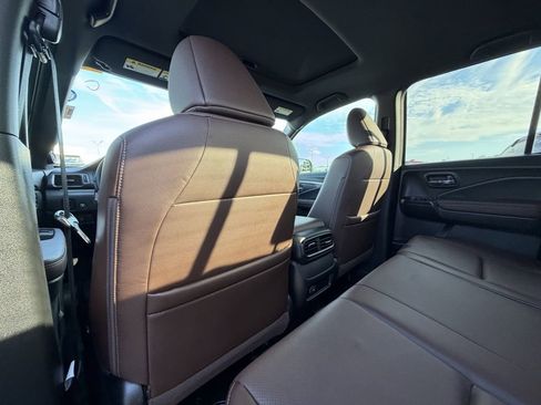 Used 2024 Honda Ridgeline RTL image 12