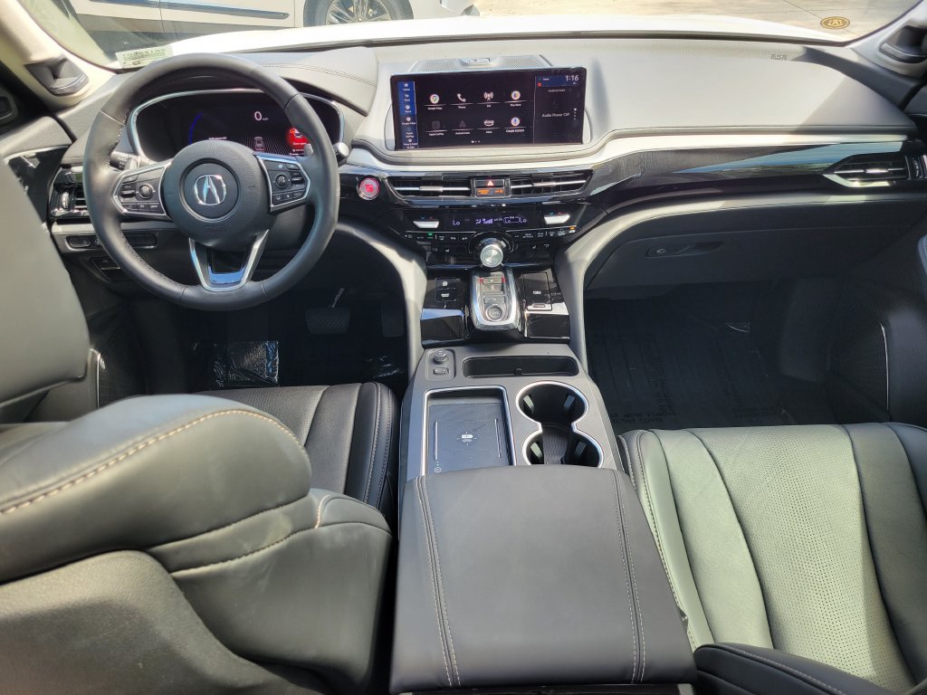 Certified 2025 Acura MDX w/ Technology Package FWD image 10