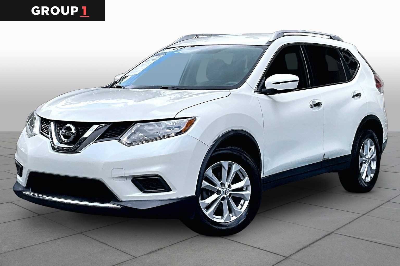 Used 2016 Nissan Rogue SV FWD image 1
